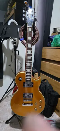 Guitarra Golden GLD Séries dourada