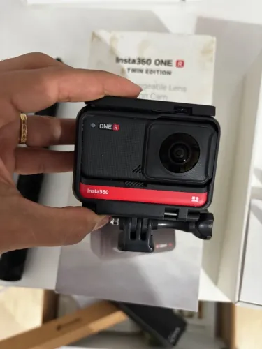 Câmera insta 360
