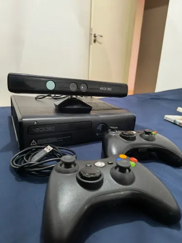 X Box 360 + Kinect e Jogos