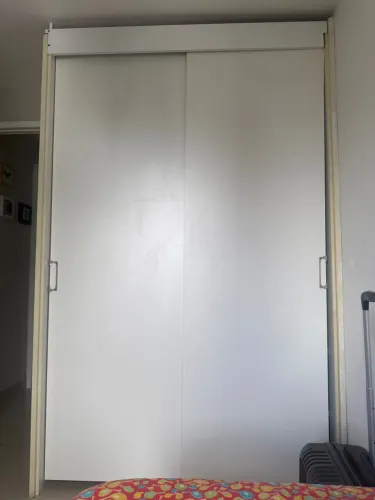 Guarda roupa duas portas