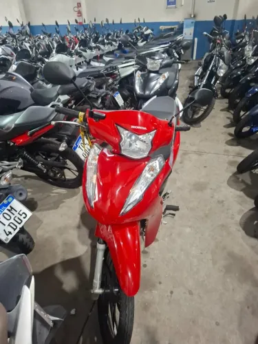 HONDA BIZ 125 VERMELHA 2022 SHALON VEICULOS CARIACICA