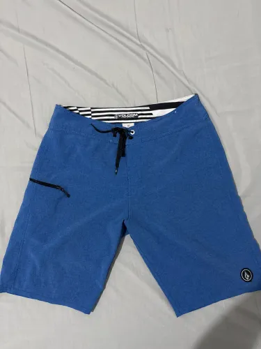 Short Volcom