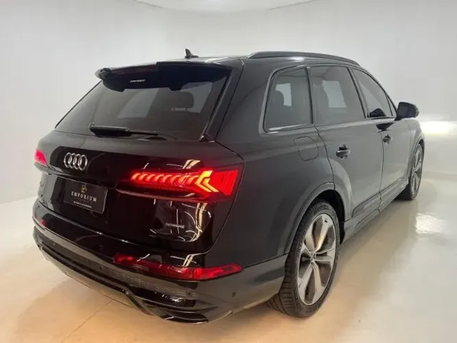 Audi Q7 Pref. Black 3.0 V6 TFSI Quat.tip. 5P 2023