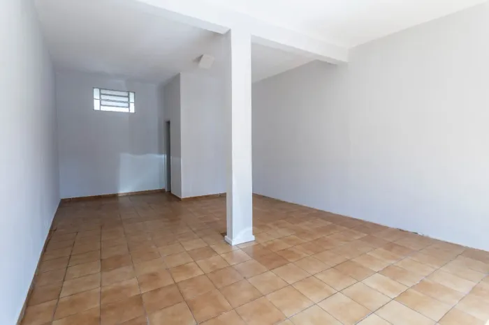 Sala comercial, 1° Av. 35m², Setor Leste Universitário, Goiânia.