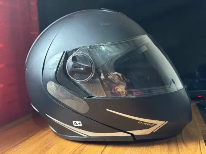Capacete Moto Articulado (Escamoteável) Peels Urban Vértice