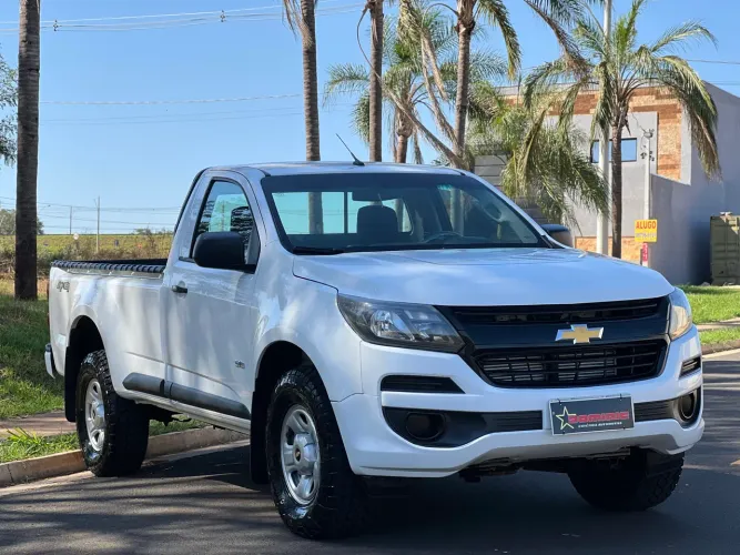 Chevrolet S10 Pick-up LS 2.8 TDI 4X4 CS Diesel 2020