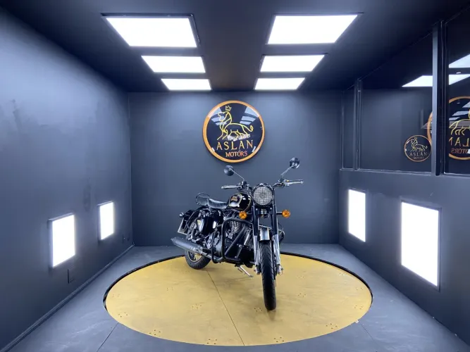 Royal enfield Classic tribute black 500 efi 2022