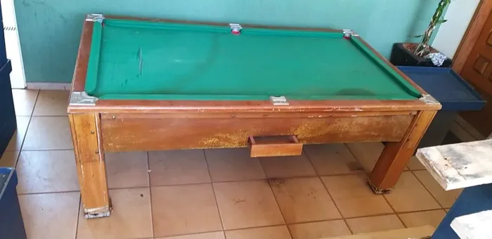 Mesa de sinuca grande top pra ir hoje 1500$ Pix Dinheiro cartão