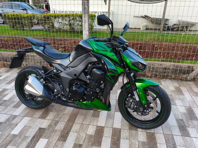 Kawasaki Z-1000 ano 2022