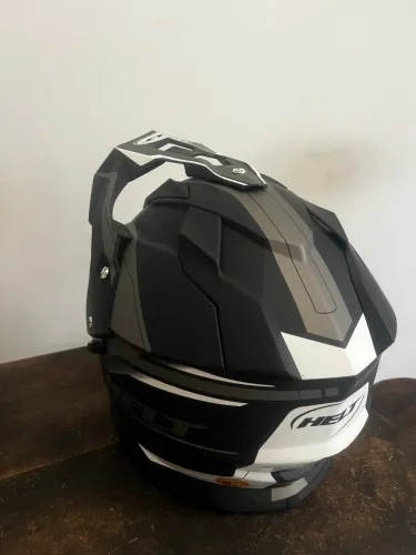 Capacete Helt Cross novo por 500 reais 
