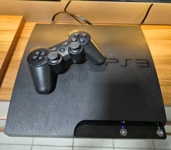 Vendo ps3 jogos + 1 controle
