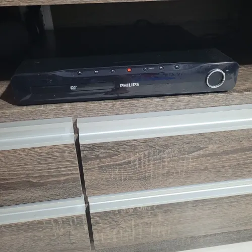 HOME THEATER 