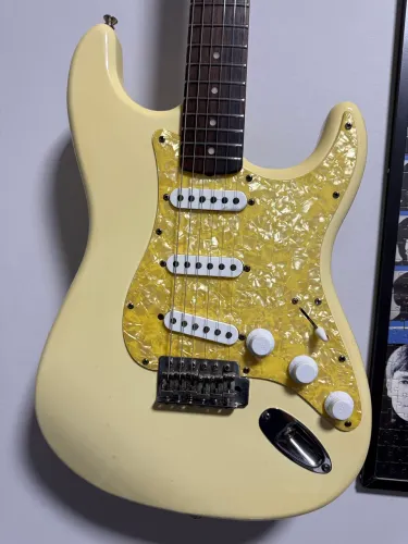 Stratocaster fender