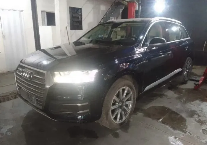 Caixa Direção Elétrica Audi Q7 
