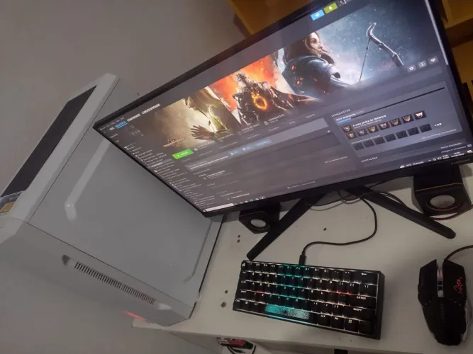 MONITOR