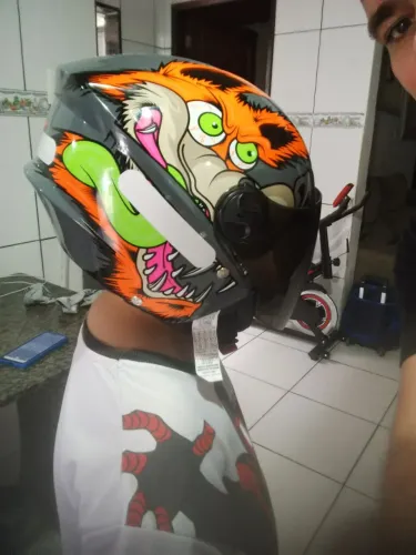 capacete