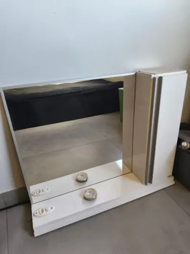 Armário para banheiro