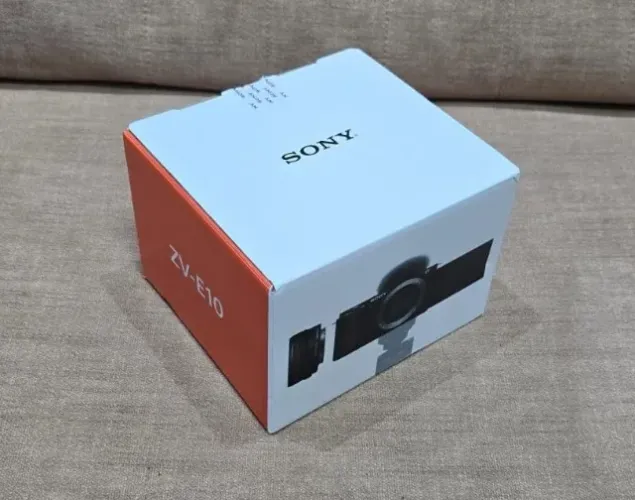 Câmera Sony Alpha Vlog ZV-E10 4k +Lente Sony zoom motorizado 16-50mm