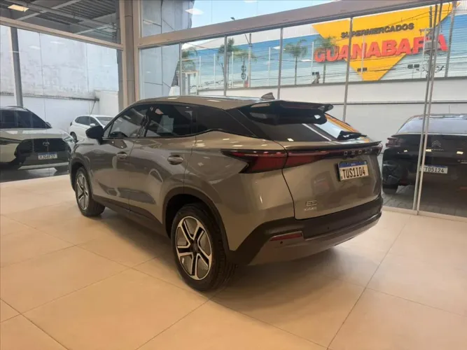 Omoda E5 Elétrico (61,1 KW) 2026