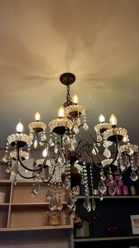 Lustre Maria Tereza 