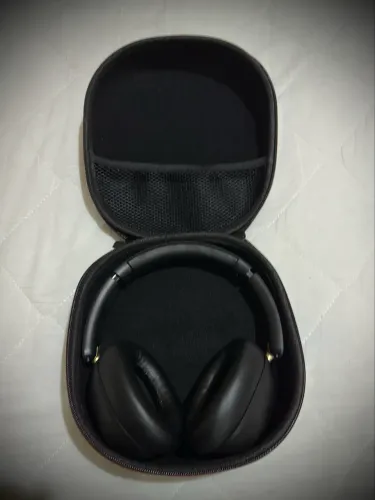UGREEN MAX5C + CASE