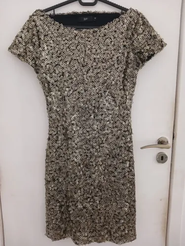 VESTIDO CURTO DECOTE COSTAS PAETÊ DOURADO TAM PP