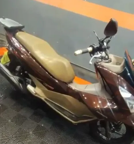 Moto de mulher