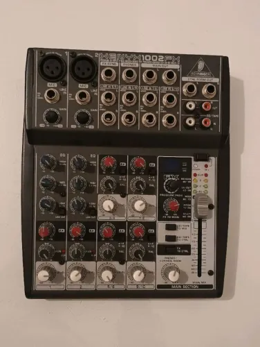 VENDO MESA DE AUDIO USADA DA BEHRINGER FX 1002 XENYX