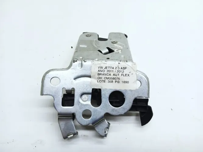 Fechadura Tampa Traseira Vw Jetta 2.0 2011 2012 5c6827505d