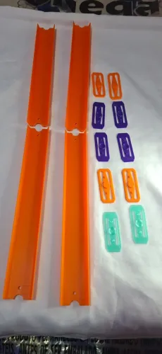 KIT PISTA RETA E CONECTORES ESTILO hot weels
