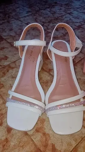 Saltos branco e rose