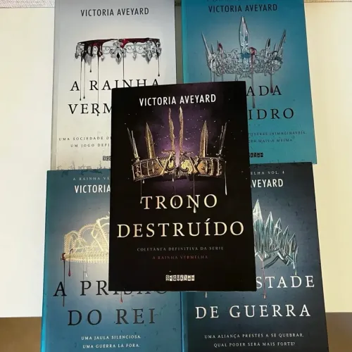 Livros A rainha vermelha