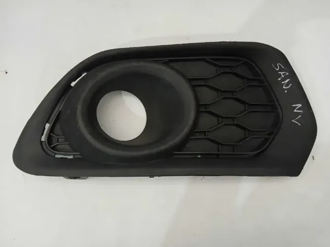 MOLDURA FAROL MILHA DIREITO RENAULT SANDERO LOGAN 2015/2018