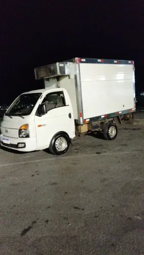 ? *VENDE-SE HYUNDAI HR REFRIGERADA* ?<br>