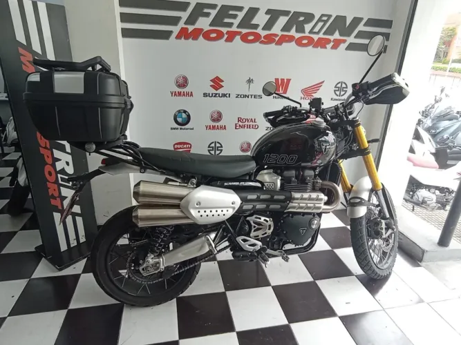Triumph scrambler 1200 xe