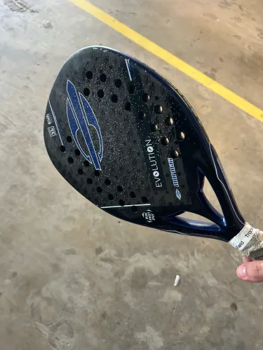 Vendo raquete Mormaii Evolution Beach Tennis