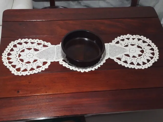 6 Caminhos de mesa em crochê diversos 