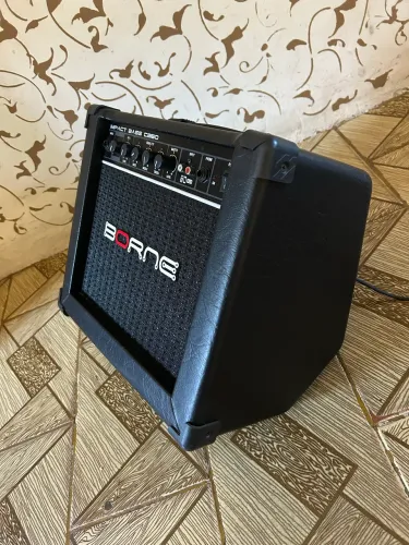 Amplificador Borne Impact Bass CB60
