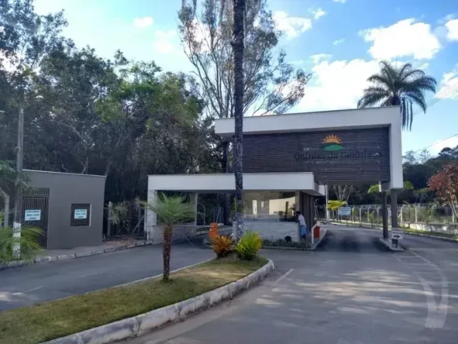 A chácara para venda possui 2550 metros quadrados em Gentileza - Betim - MG
