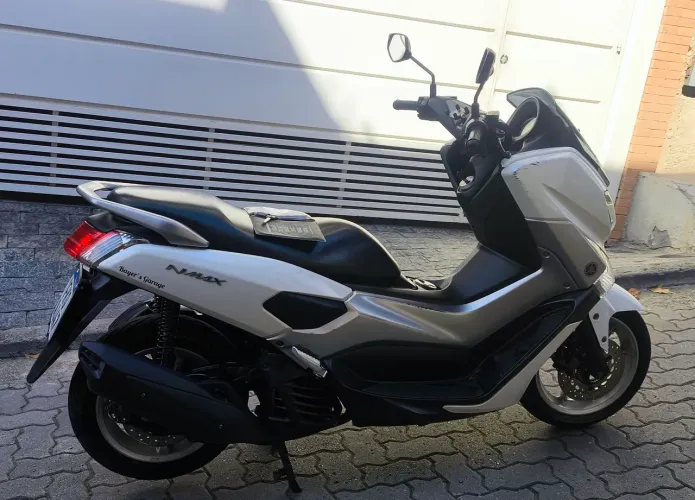 Nmax 160 abs