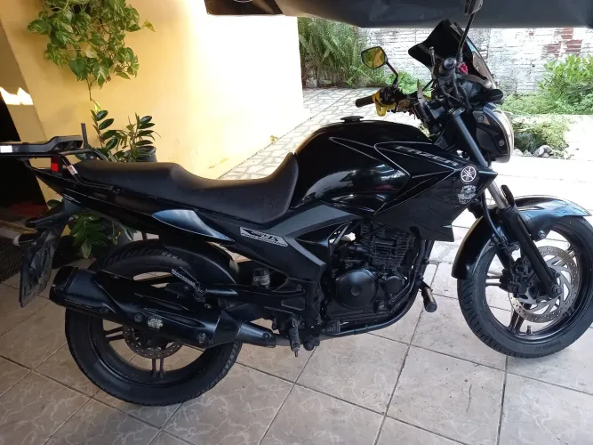 Fazer 250 2012 C/ Acessórios Givi