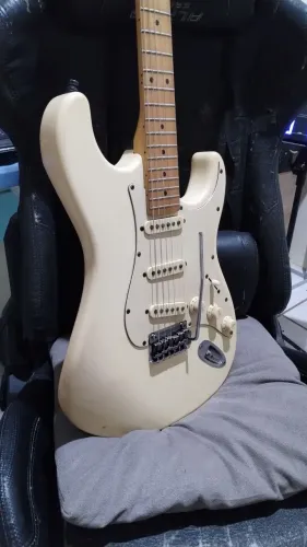 Guitarra Tagima T 635