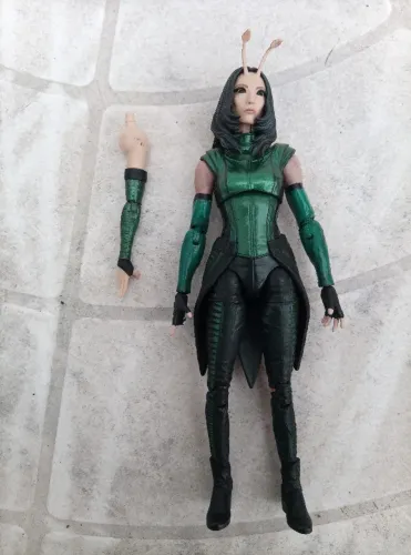 Mantis BAF custom Marvel Legends