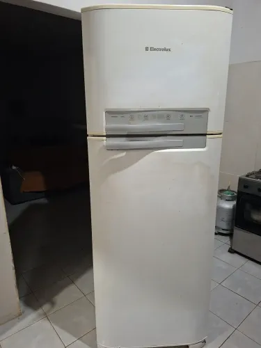 Geladeira dúplex Electrolux frosfre