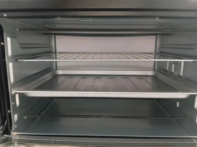 Vende-se forno elétrico Britânia 