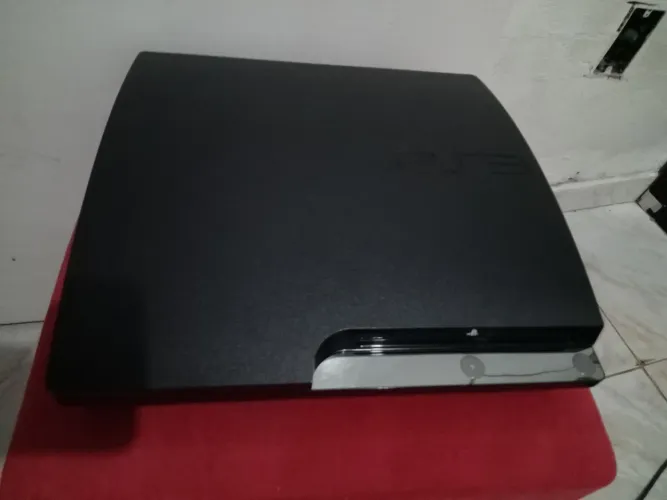 Console Playstation 3 PS3 Slim ( Usando )