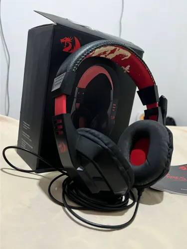 Headset gamer Redragon ARES H120