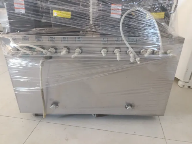 Choperia para torre tipo naja 6 saídas unidade condensadora com 2 motores de 1 HP