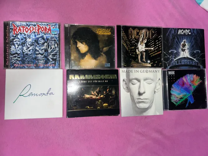 Coleção de CDs Originais - Rock, Metal e MPB | Rammstein, AC/DC, Muse, Ozzy, Liniker