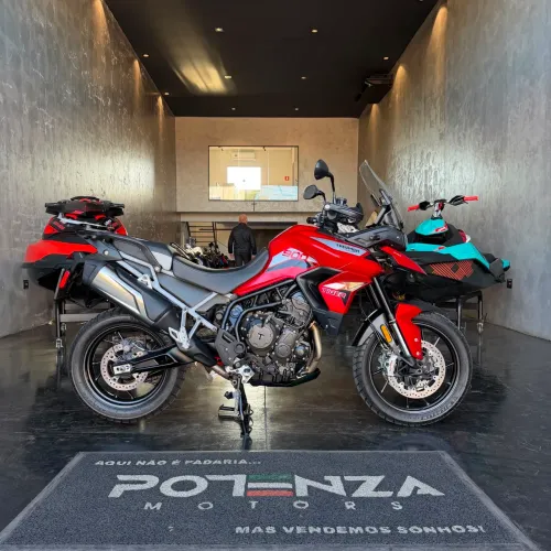 Triumph Tiger 900 GT Pro